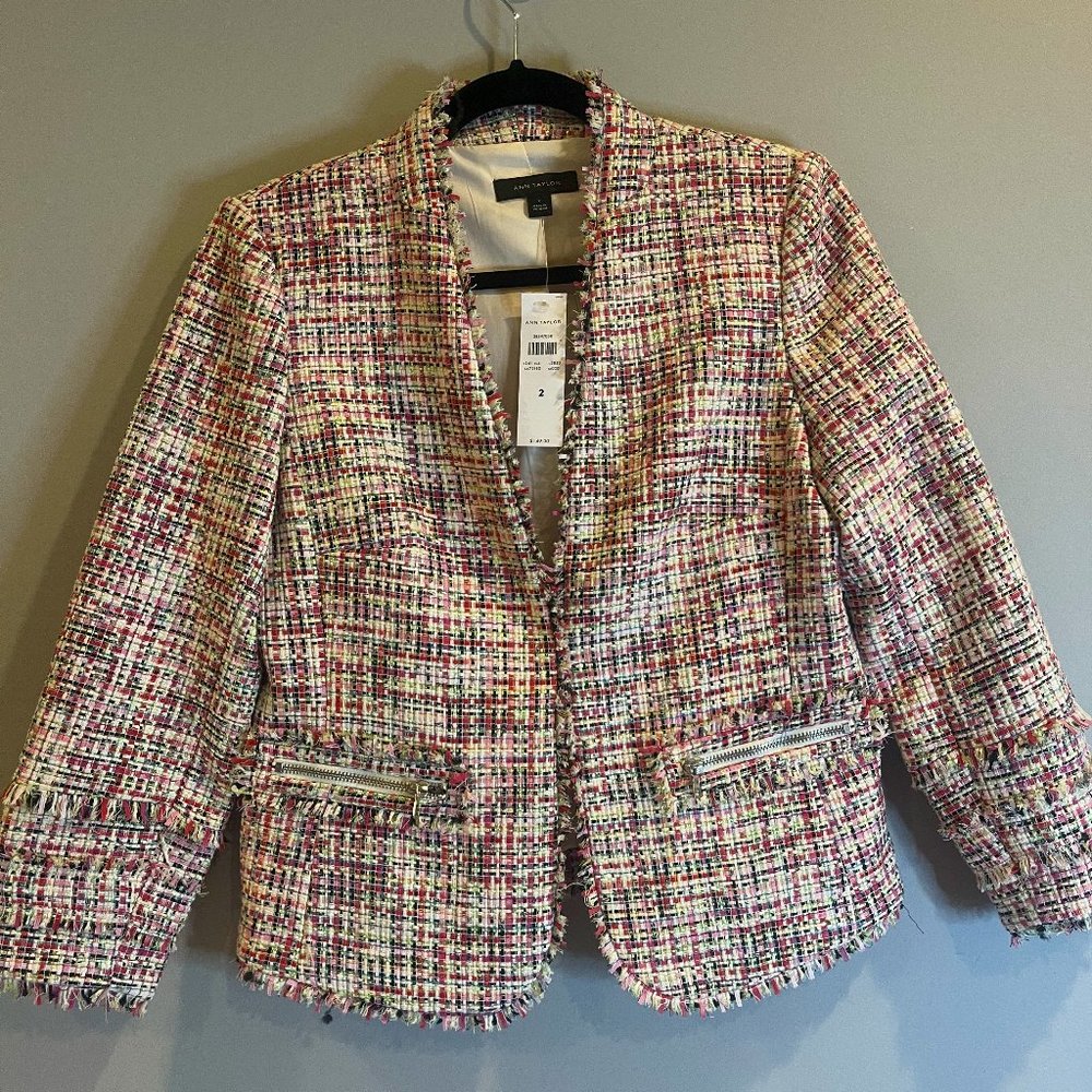 Ann Taylor Tweed Suit size 2 NWT